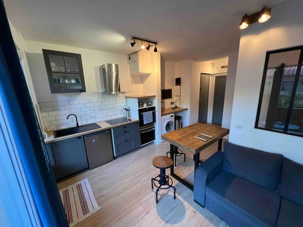 Flc - Charming Studio Parking - 4 Guests Marseilles